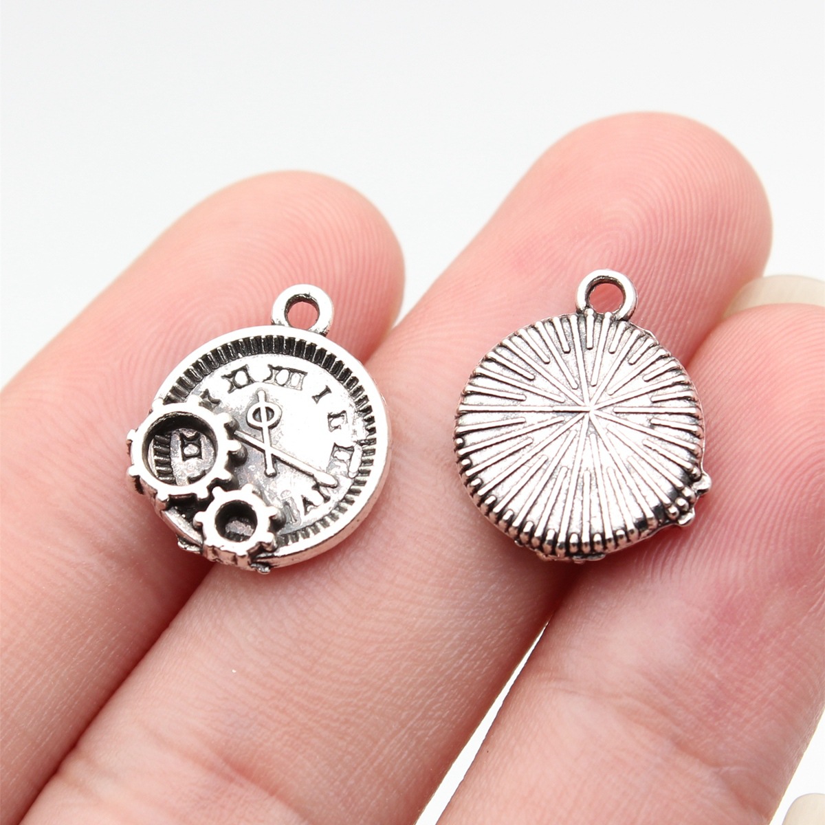 WYSIWYG 10pcs 16x14mm 2 Colors - огляд і ціна Vintage Fashion Theme